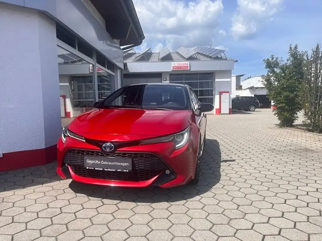 Toyota Corolla - Thumbnail 3