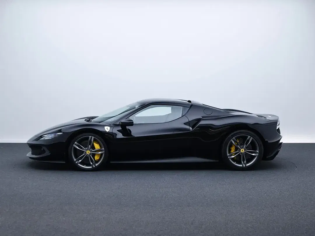 Ferrari 296 GTB - Thumbnail 9
