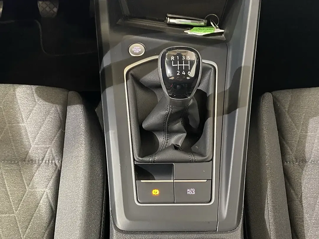 Volkswagen Golf - Thumbnail 7