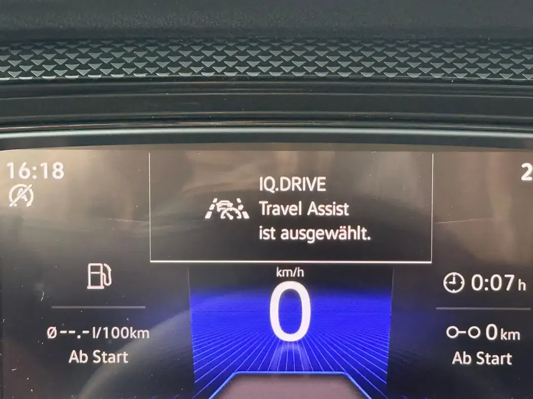Volkswagen Polo - Thumbnail 11