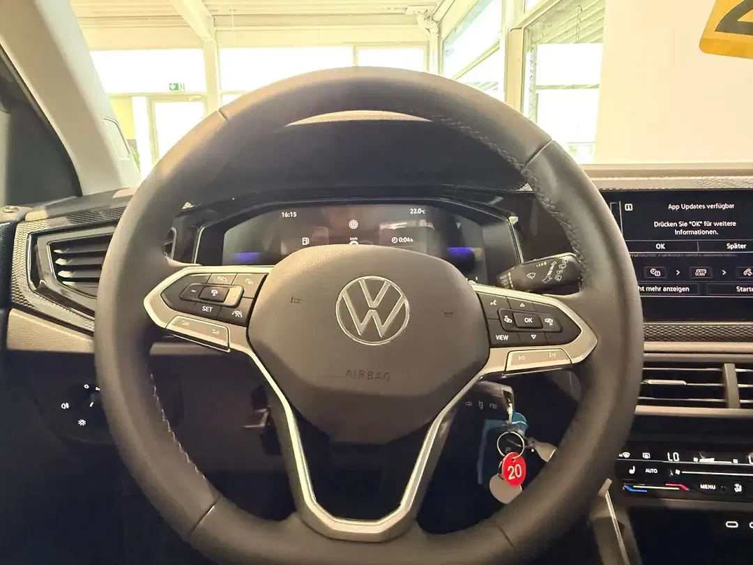 Volkswagen Polo - Thumbnail 8