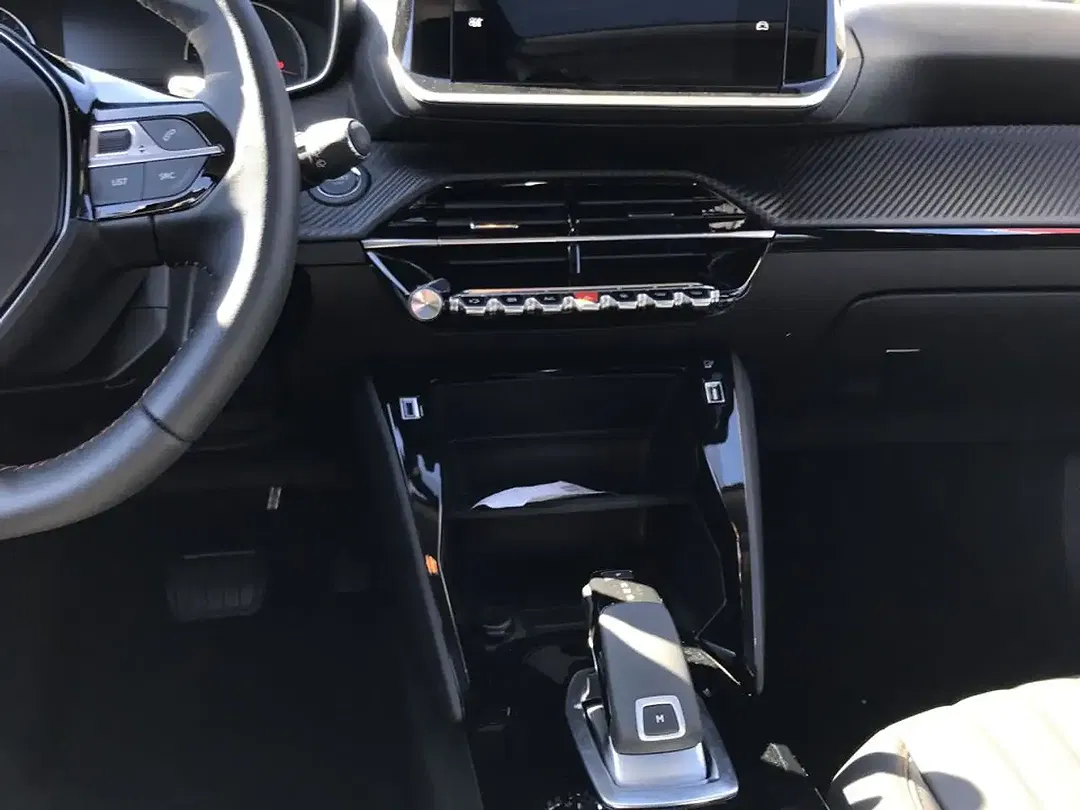Peugeot 2008 - Thumbnail 15