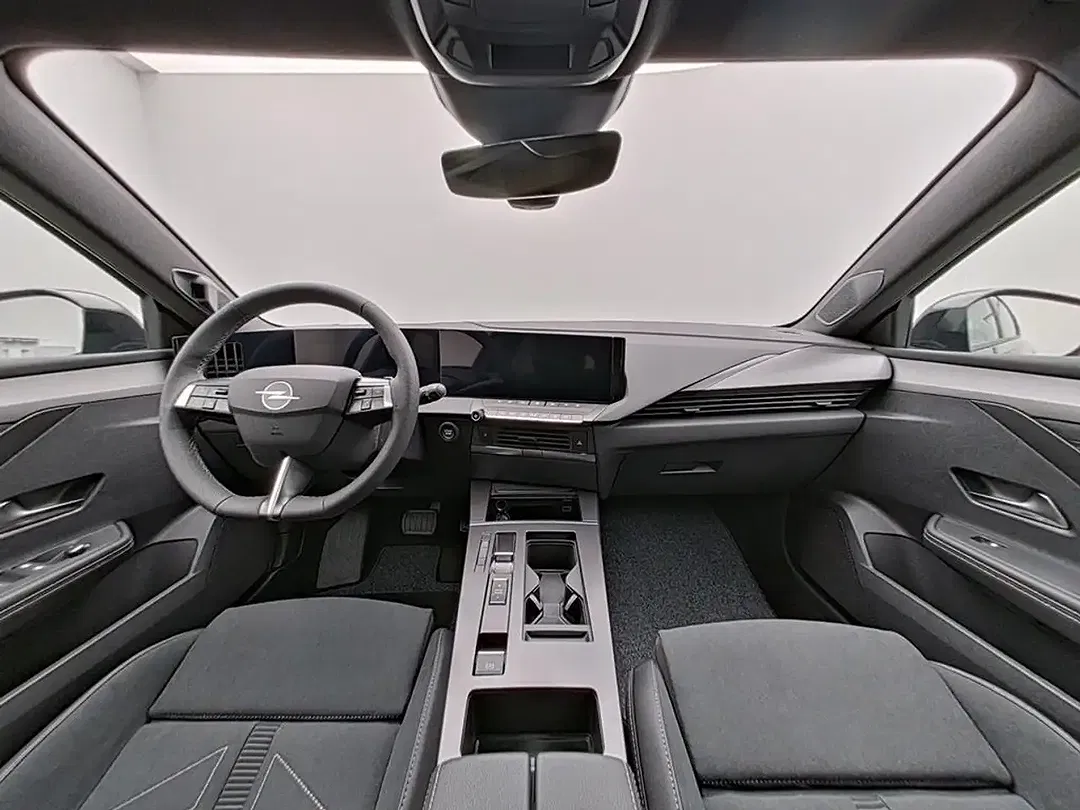 Opel Astra - Thumbnail 9
