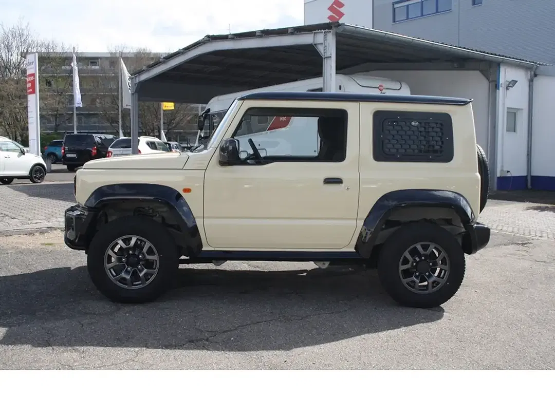 Suzuki Jimny - Thumbnail 3
