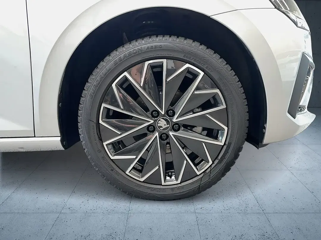 Skoda Scala - Thumbnail 7