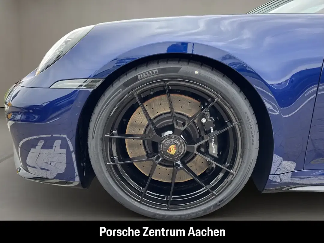 Porsche 992 - Thumbnail 10