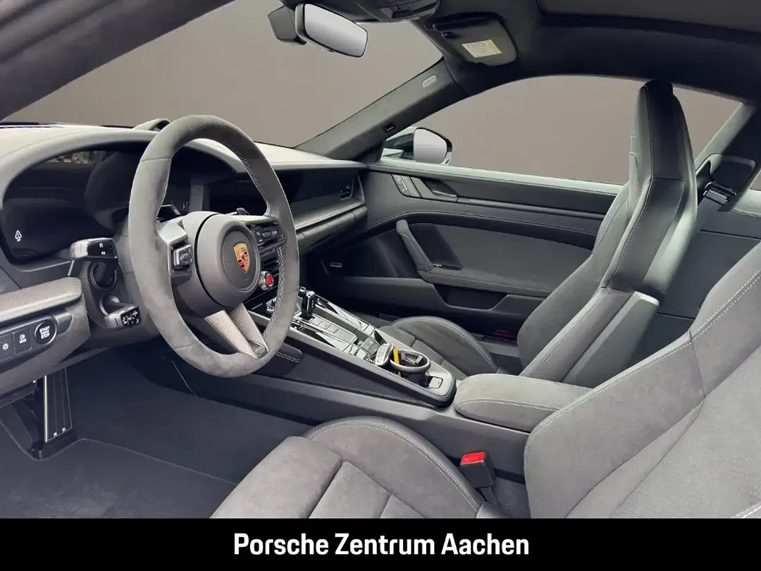 Porsche 992 - Thumbnail 11