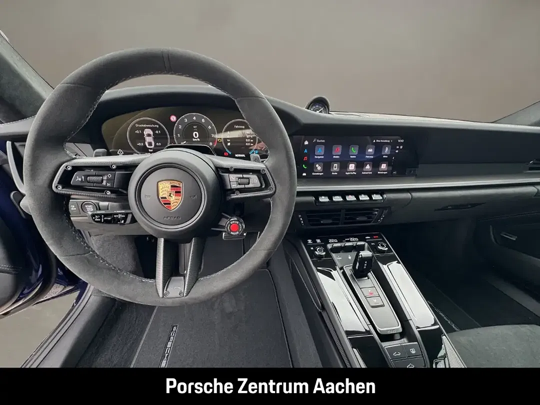 Porsche 992 - Thumbnail 13