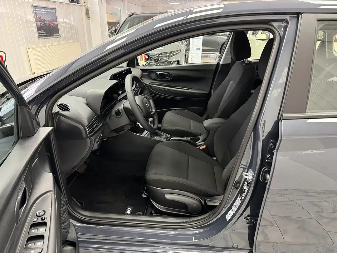 Hyundai i20 - Thumbnail 13
