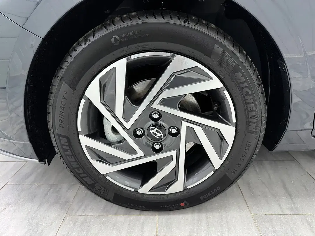 Hyundai i20 - Thumbnail 8
