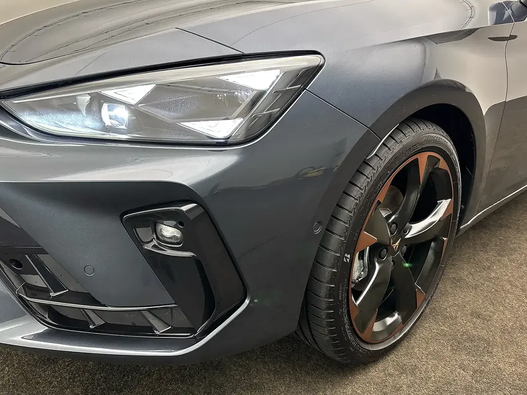 CUPRA Leon - Thumbnail 5