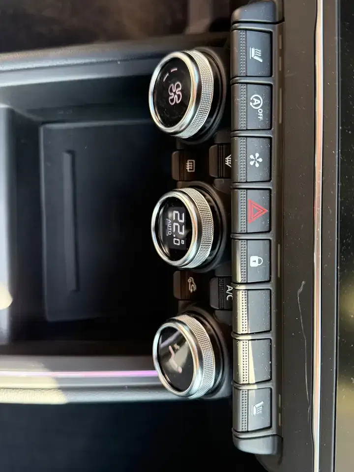 Renault Clio - Thumbnail 13