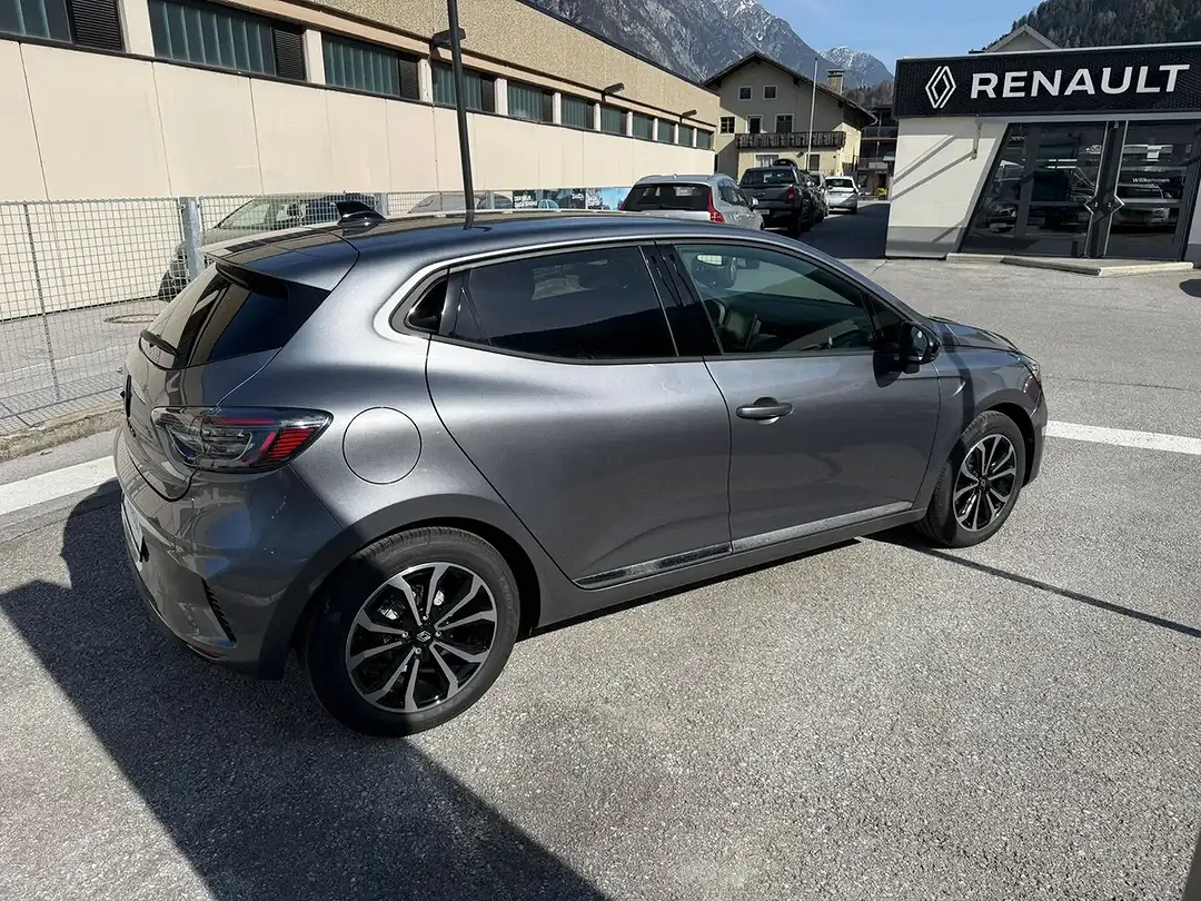 Renault Clio - Thumbnail 5