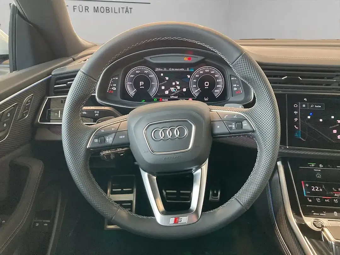 Audi Q8 - Thumbnail 12