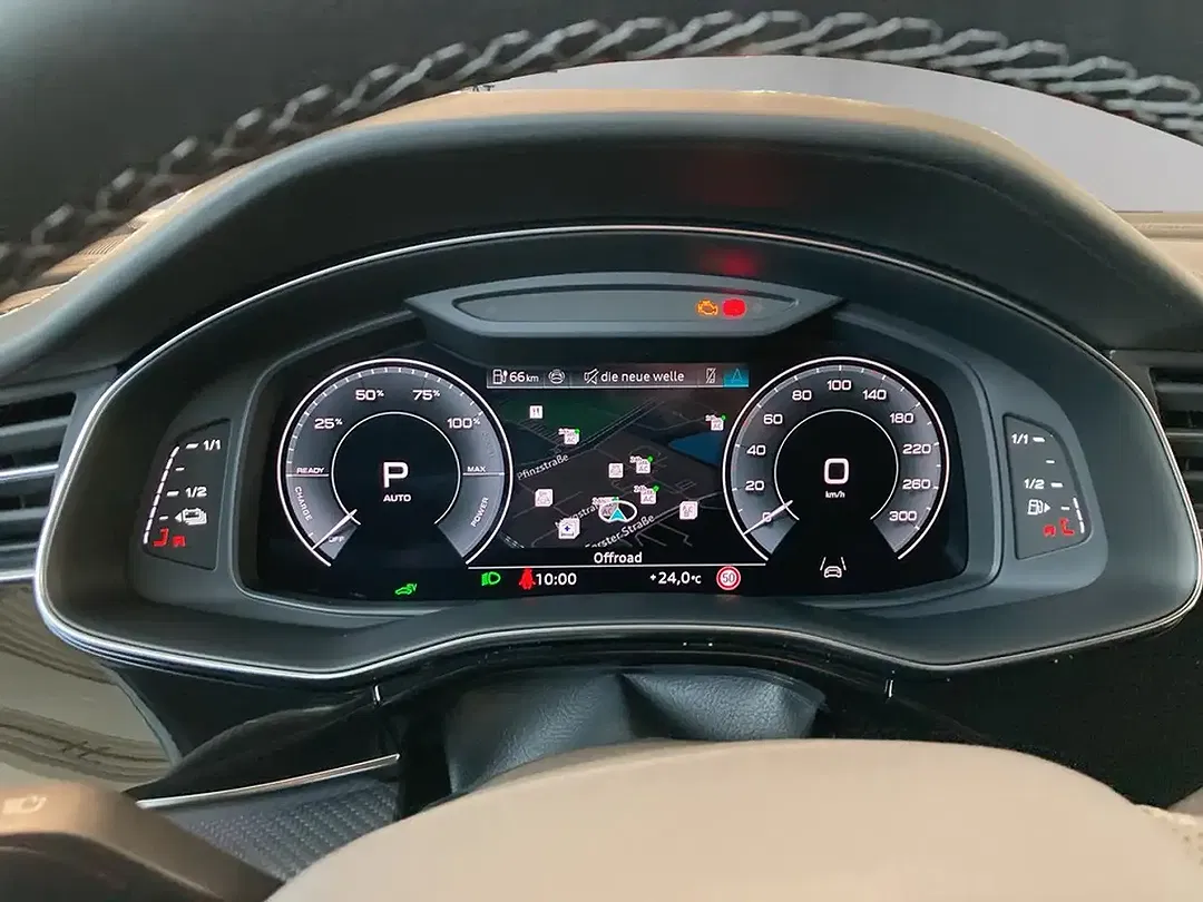 Audi Q8 - Thumbnail 13