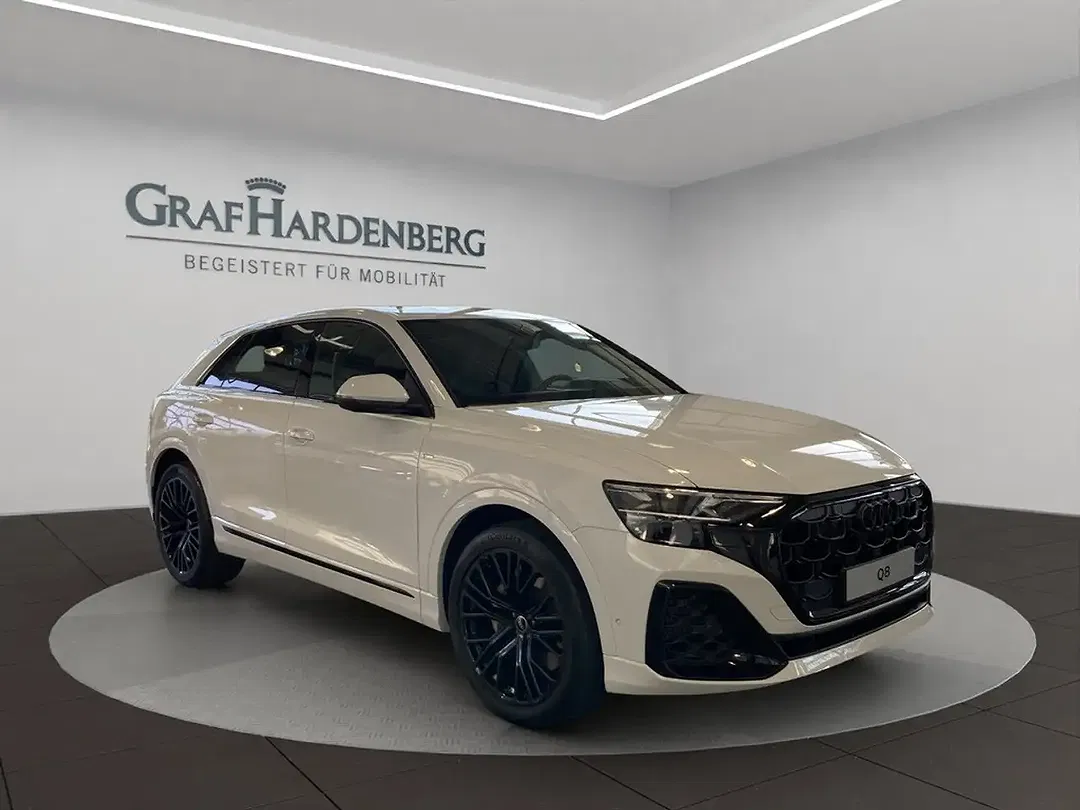 Audi Q8 - Thumbnail 8