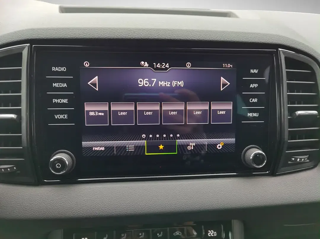 Skoda Karoq - Thumbnail 10