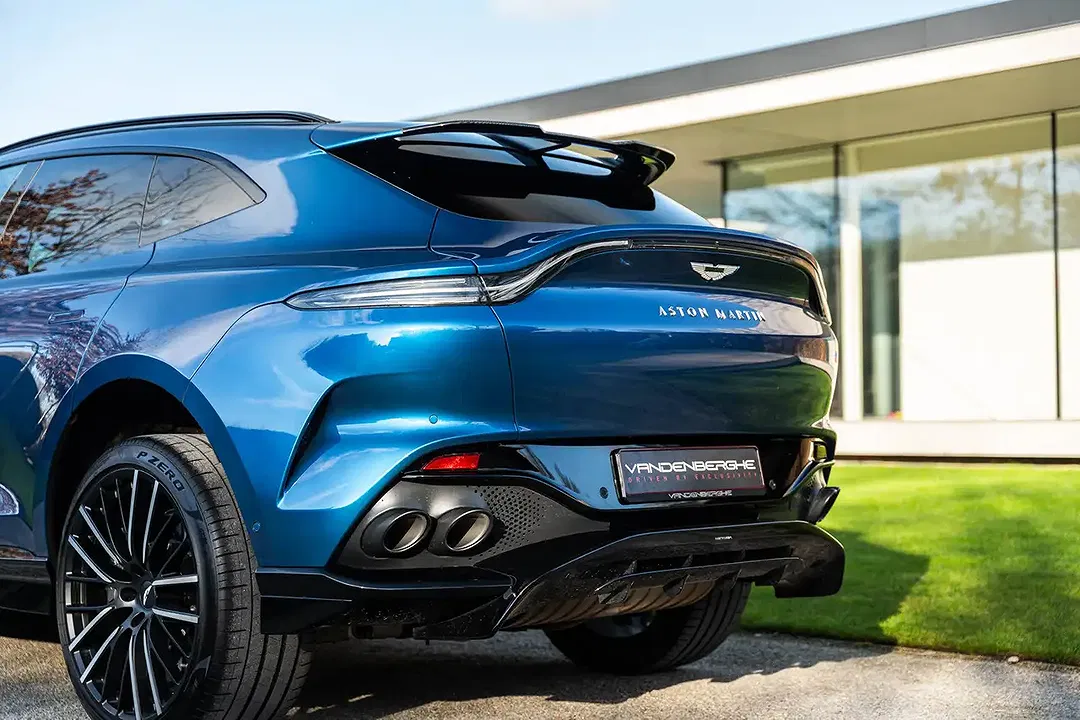 Aston Martin DBX - Thumbnail 8