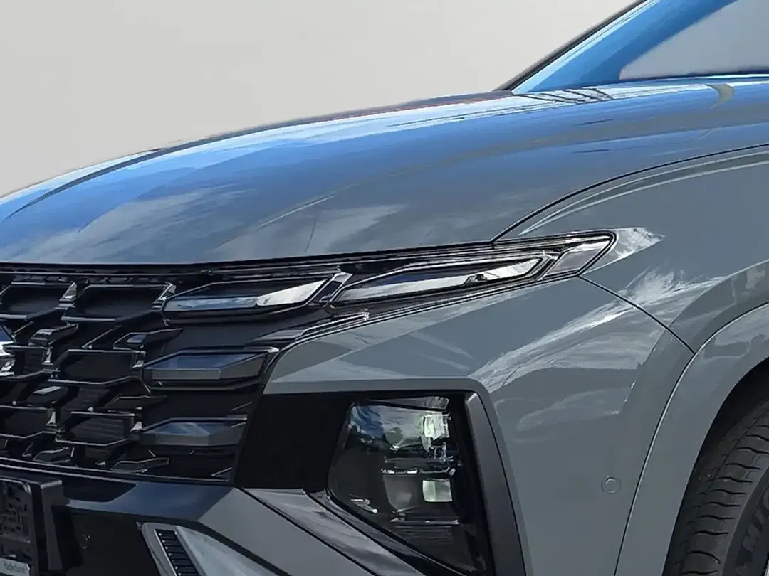Hyundai TUCSON - Thumbnail 5