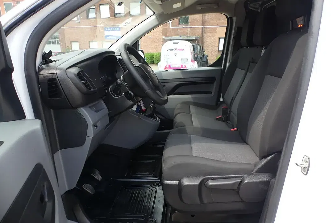 Toyota Proace - Thumbnail 10
