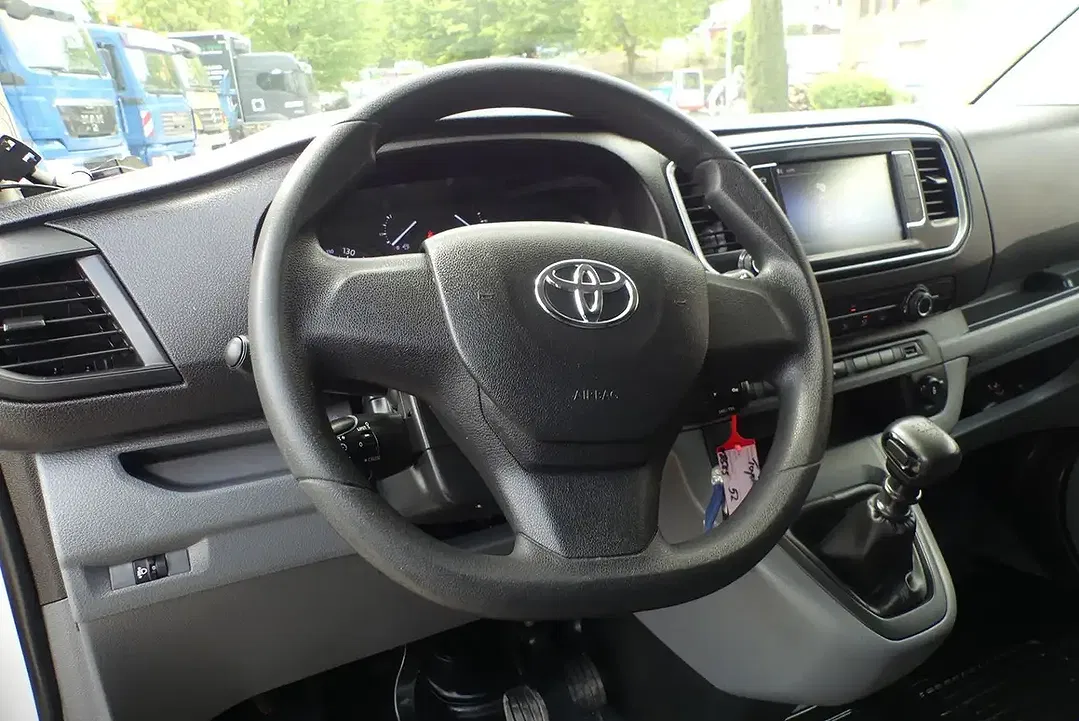 Toyota Proace - Thumbnail 11