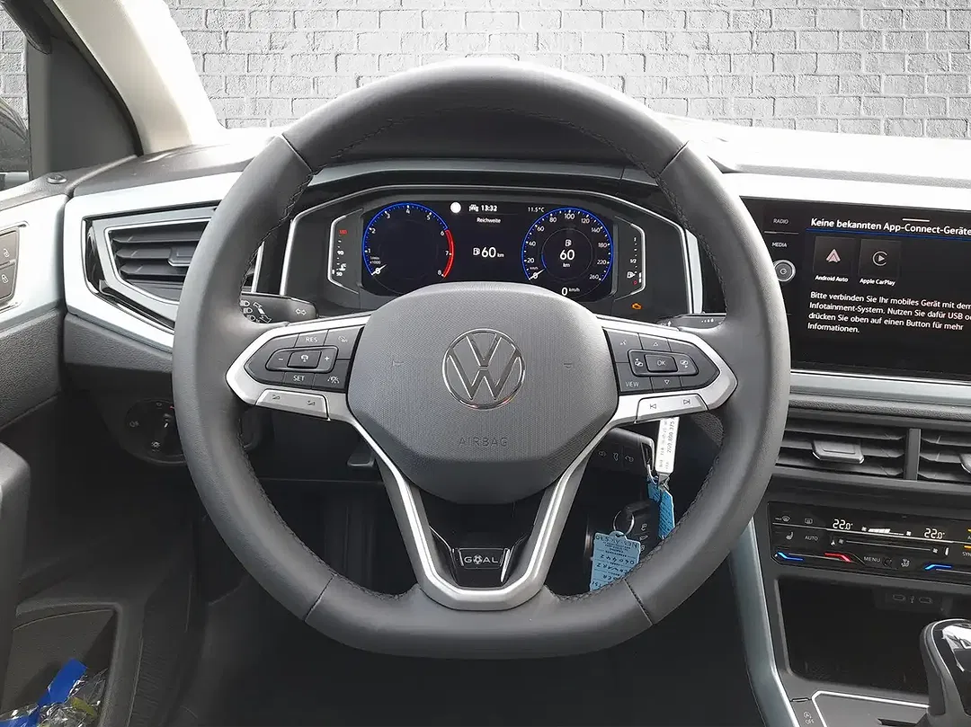 Volkswagen Polo - Thumbnail 10