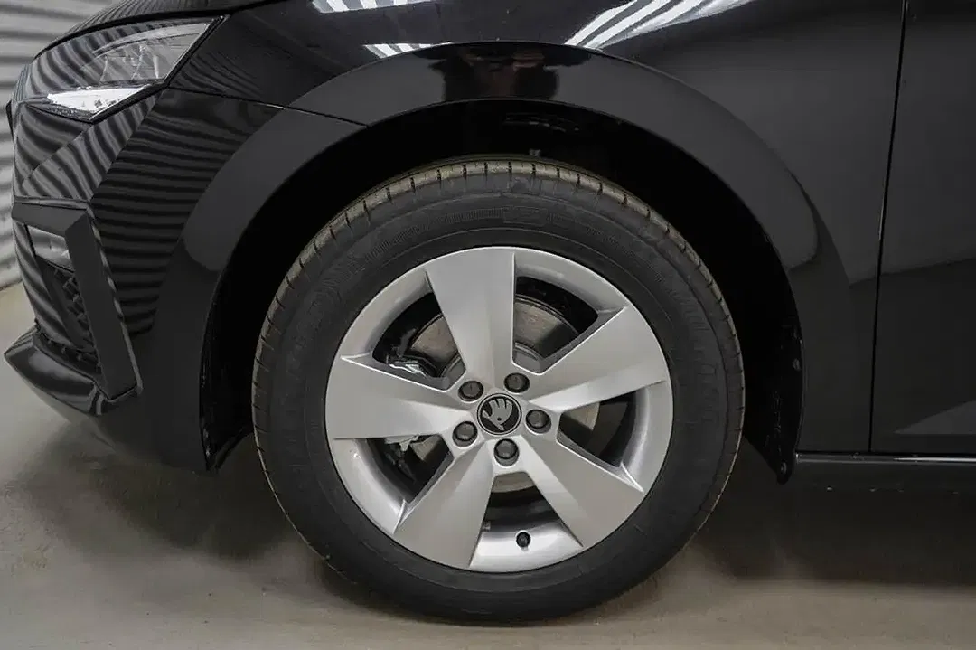 Skoda Scala - Thumbnail 5