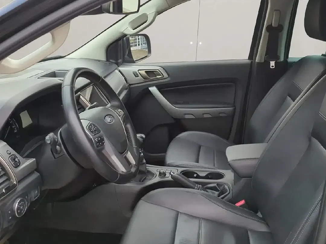 Ford Ranger - Thumbnail 10