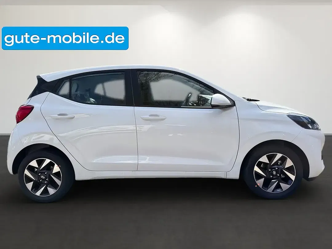 Hyundai i10 - Thumbnail 3