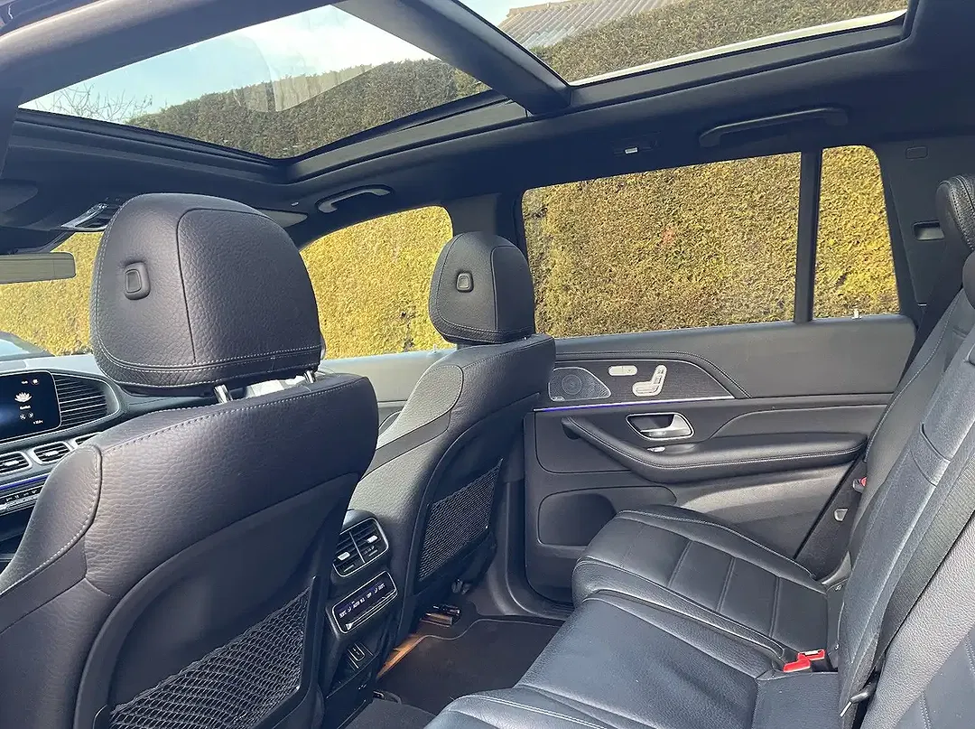 Mercedes-Benz GLS 580 - Thumbnail 13