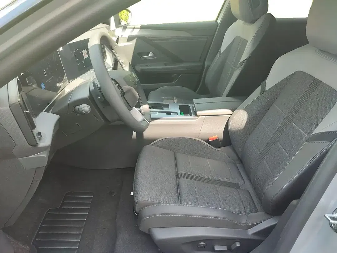 Opel Astra - Thumbnail 6