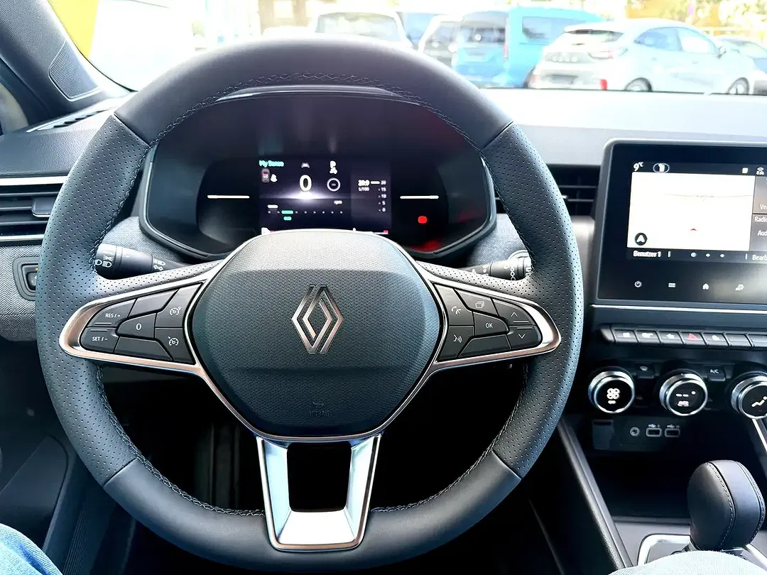 Renault Clio - Thumbnail 12