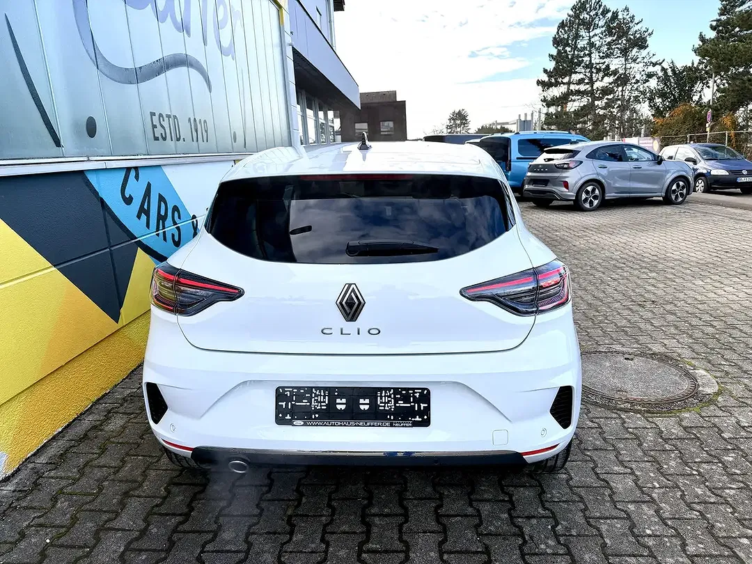 Renault Clio - Thumbnail 7
