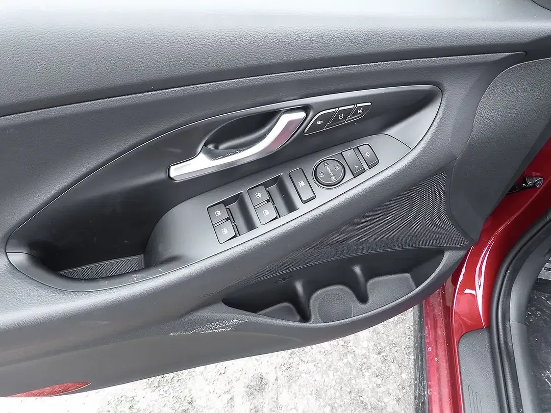 Hyundai i30 - Thumbnail 13