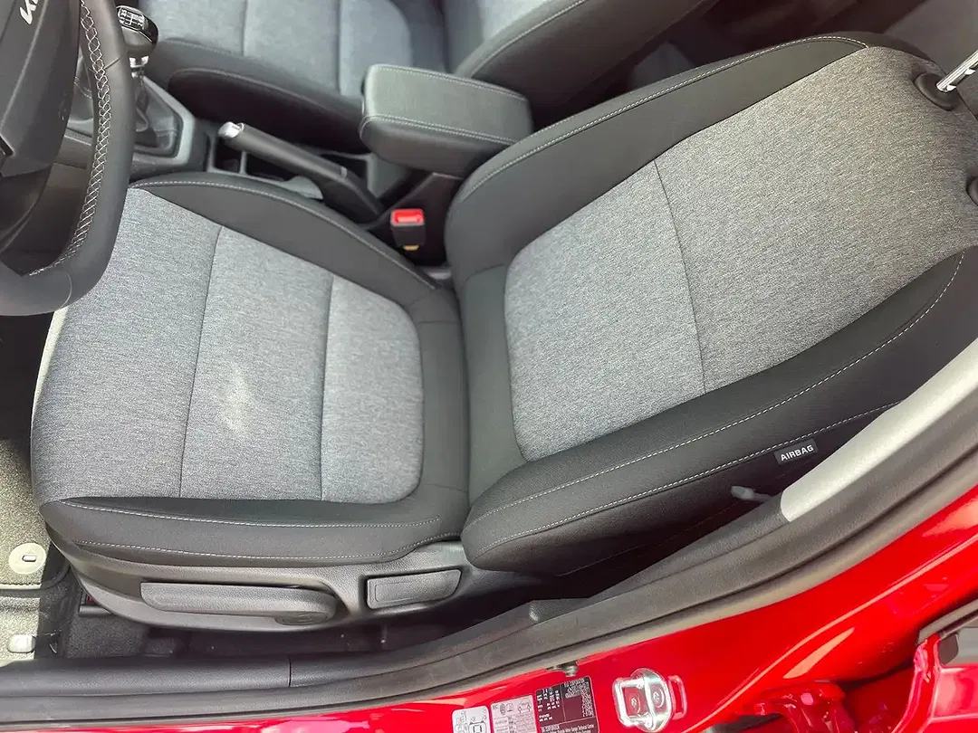 Kia Stonic - Thumbnail 8