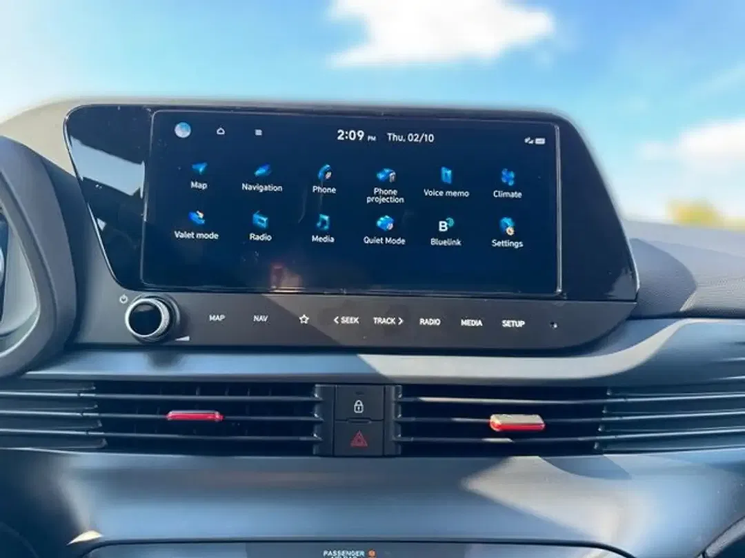 Hyundai i20 - Thumbnail 14