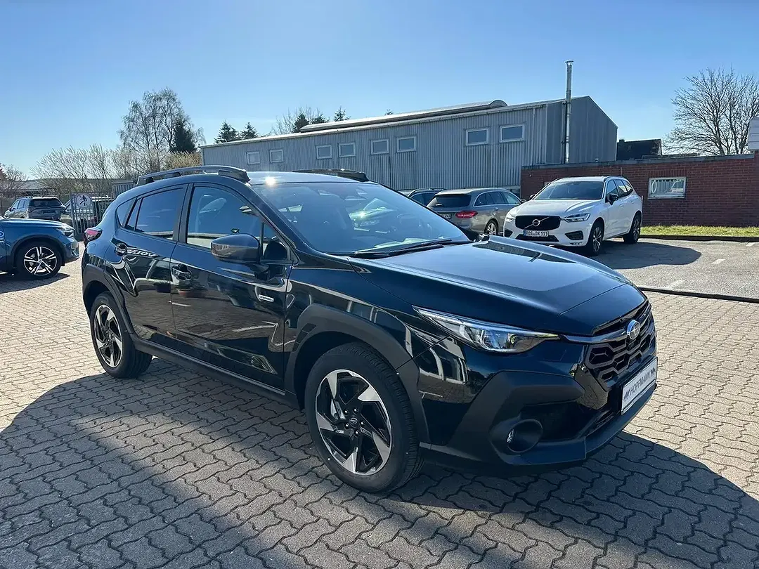 Subaru Crosstrek - Thumbnail 5