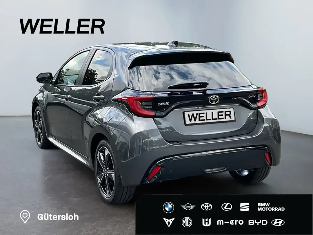 Toyota Yaris - Thumbnail 6