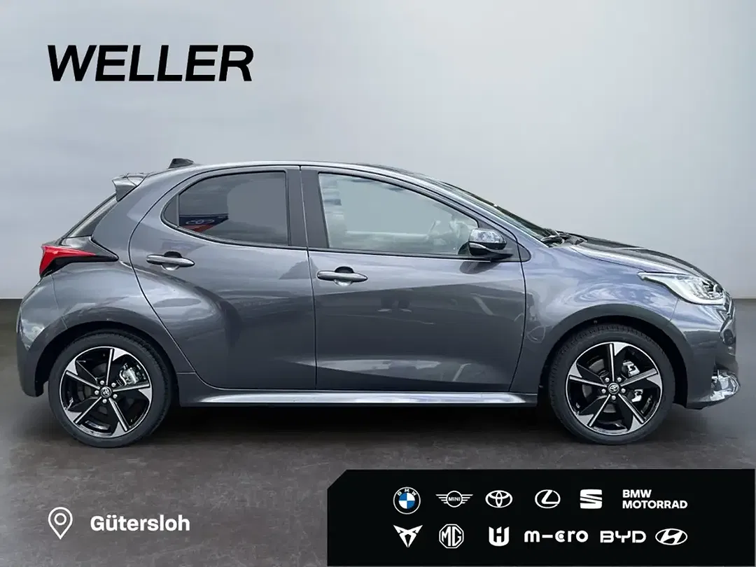 Toyota Yaris - Thumbnail 7