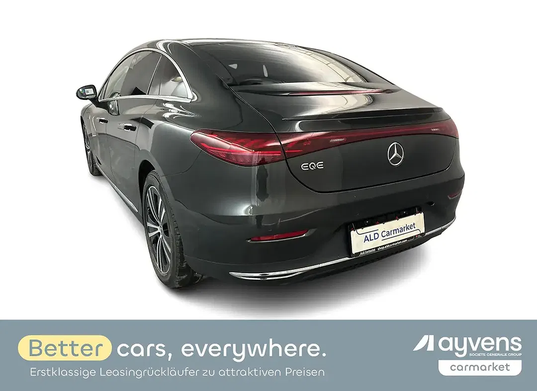 Mercedes-Benz EQE 300