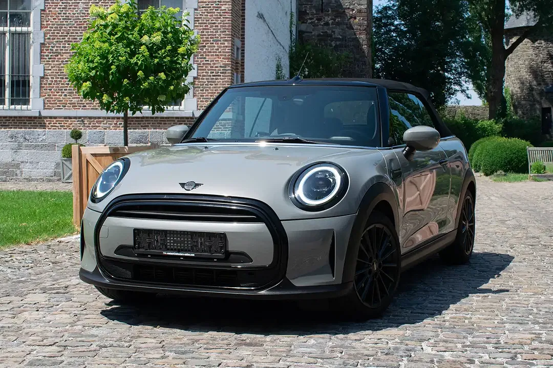 MINI One Cabrio - Thumbnail 2