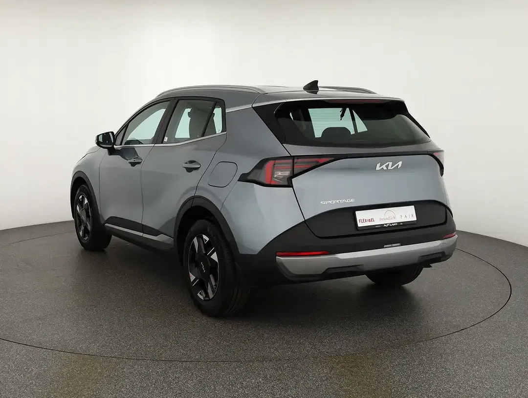 Kia Sportage - Thumbnail 2