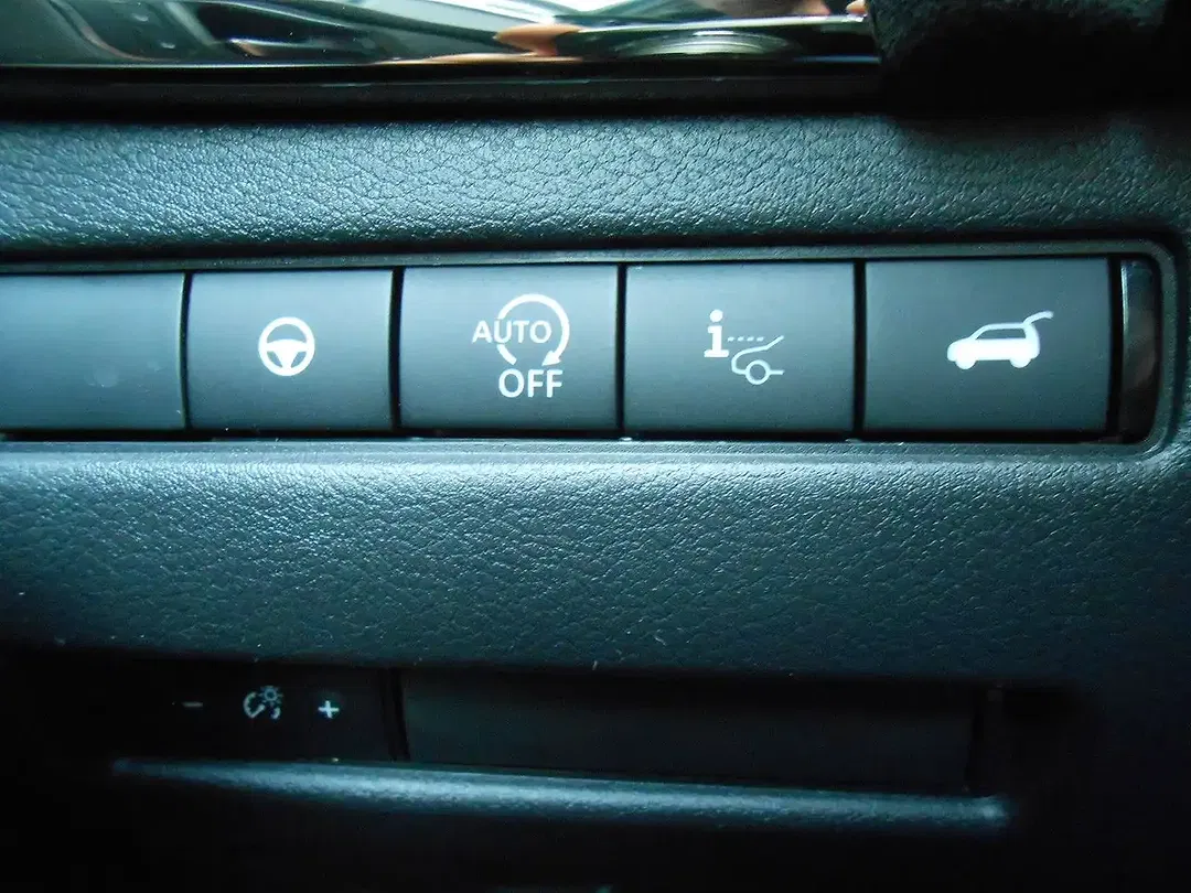 Nissan Qashqai - Thumbnail 12