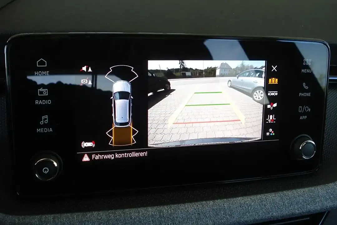 Skoda Kamiq - Thumbnail 14