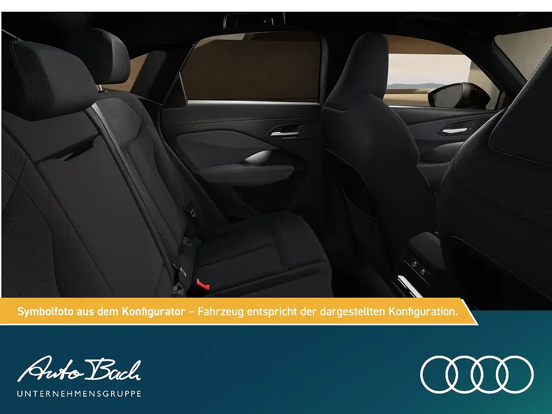 Audi Q3 - Thumbnail 10