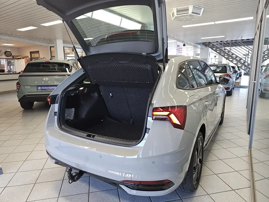 Skoda Scala - Thumbnail 2