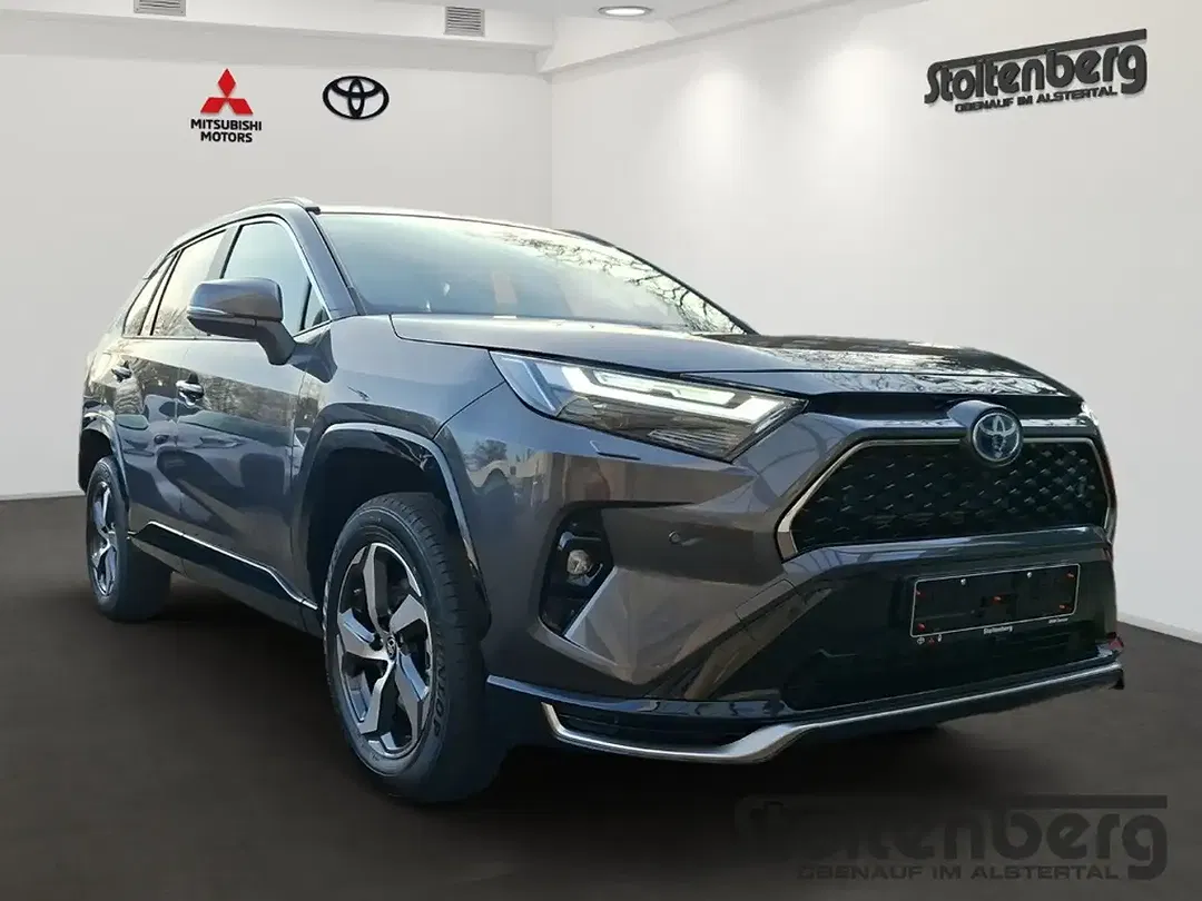 Toyota RAV 4 - Thumbnail 3