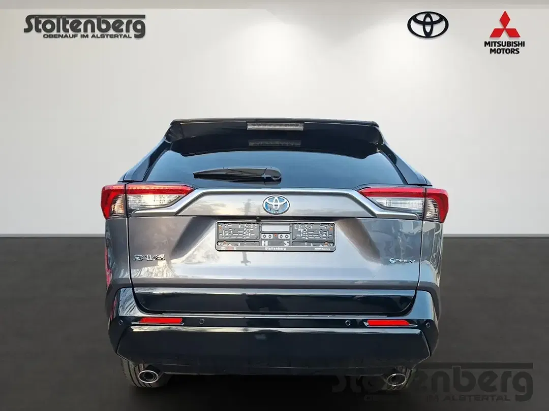 Toyota RAV 4 - Thumbnail 6