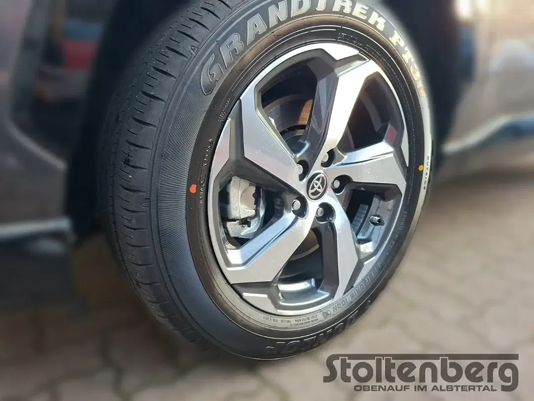 Toyota RAV 4 - Thumbnail 9