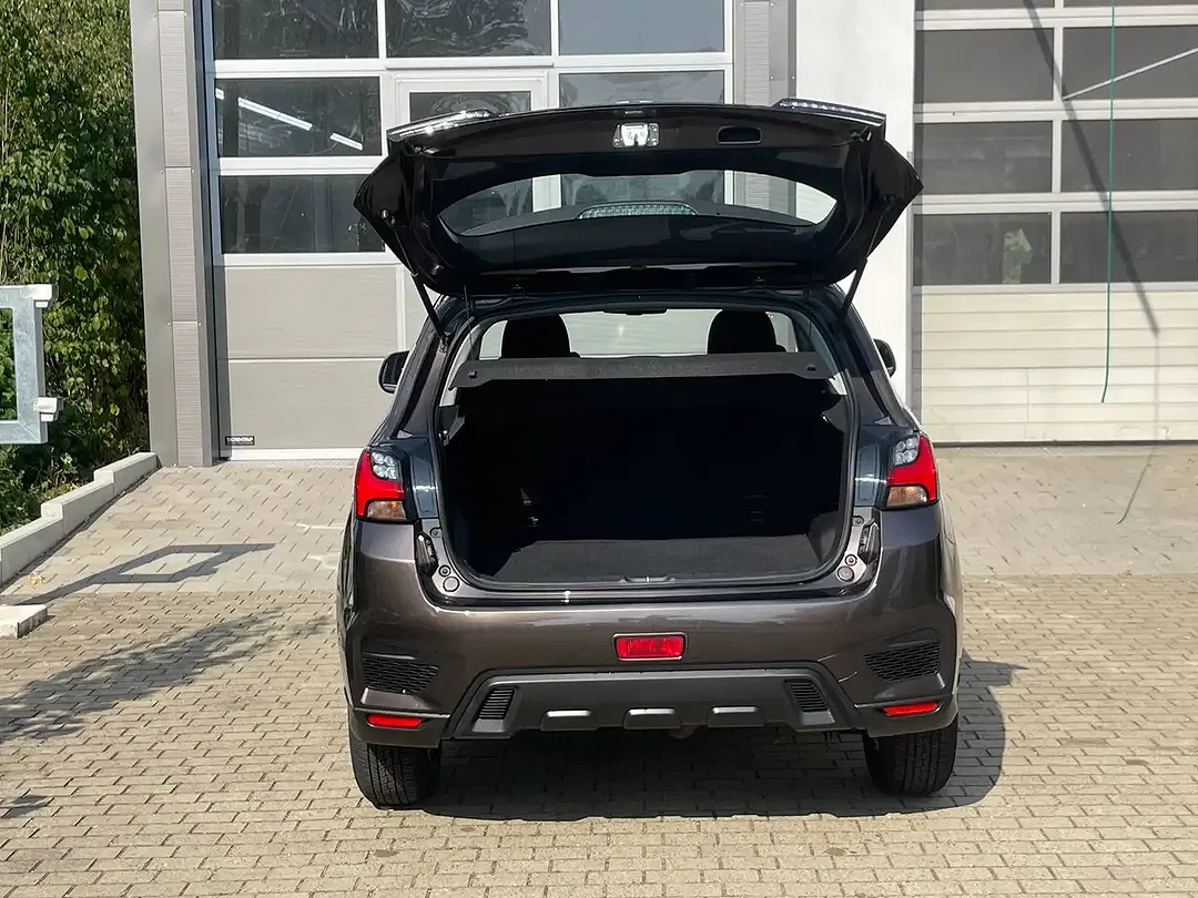 Mitsubishi ASX - Thumbnail 3